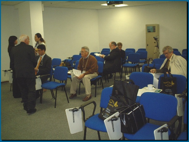 602x451 pixels (108K)